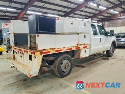 Trzecie zdjęcie samochodu z tyłu: 2011 FORD F350 SUPER DUTY VIN:1FD8X3B62BEB59296 - miniatura