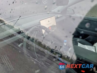 Zdjęcie 9 z 13 samochodu: 2026 TESLA MODEL Y VIN:7SAYGDEE2TF408163 - miniatura