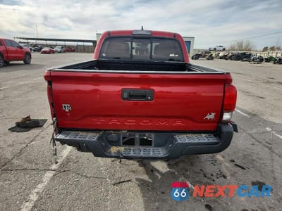 Zdjęcie 6 z 11 samochodu: 2018 TOYOTA TACOMA DOUBLE CAB VIN:5TFAX5GN2JX119613 - miniatura