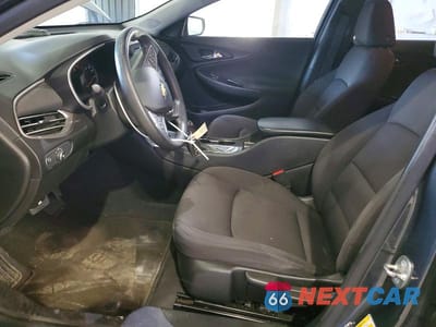 Zdjęcie 7 z 12 samochodu: 2018 CHEVROLET MALIBU LS VIN:1G1ZB5ST7JF209815 - miniatura