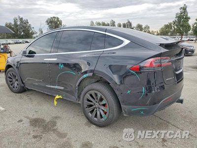 Drugie zdjęcie samochodu z przodu: 2018 TESLA MODEL X VIN:5YJXCBE43JF094827 - miniatura