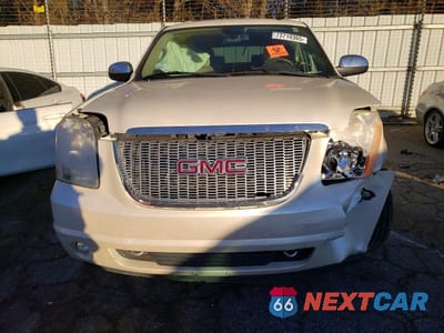 Piąte zdjęcie samochodu w środku: 2008 GMC YUKON XL K1500 VIN:1GKFK16378R213051 - miniatura