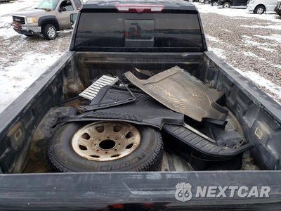 Zdjęcie 10 z 13 samochodu: 2021 CHEVROLET SILVERADO K3500 HIGH COUNTRY VIN:1GC4YVEYXMF143613 - miniatura