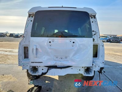 Zdjęcie 6 z 13 samochodu: 2024 LAND ROVER DEFENDER 130 S VIN:SALEJFEU3R2337631 - miniatura