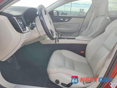 Zdjęcie 7 z 13 samochodu: 2019 VOLVO S60 T6 MOMENTUM VIN:7JRA22TK5KG013538 - miniatura