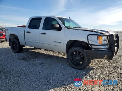 Czwarte zdjęcie samochodu z boku: 2011 GMC SIERRA K1500 SLE VIN:3GTP2VE35BG203733 - miniatura