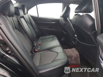 Zdjęcie 10 z 12 samochodu: 2021 TOYOTA CAMRY SE VIN:4T1G11AK0MU523028 - miniatura