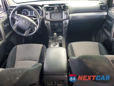 Zdjęcie 8 z 13 samochodu: 2015 TOYOTA 4RUNNER SR5/SR5 PREMIUM VIN:JTEBU5JRXF5268858 - miniatura