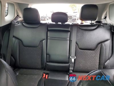 Zdjęcie 10 z 13 samochodu: 2018 JEEP COMPASS LATITUDE VIN:3C4NJDBB3JT400809 - miniatura