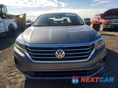 Piąte zdjęcie samochodu w środku: 2021 VOLKSWAGEN PASSAT SE VIN:1VWSA7A3XMC010009 - miniatura