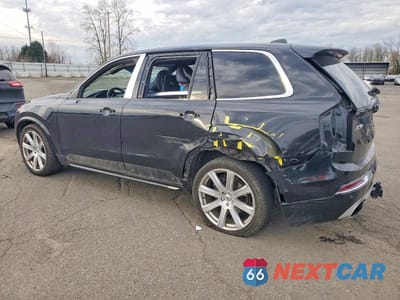 Drugie zdjęcie samochodu z przodu: 2017 VOLVO XC90 T8 VIN:YV4BC0ZX4H1130799 - miniatura
