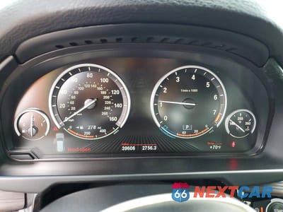 Zdjęcie 9 z 13 samochodu: 2017 BMW X5 SDRIVE35I VIN:5UXKR2C38H0X07275 - miniatura
