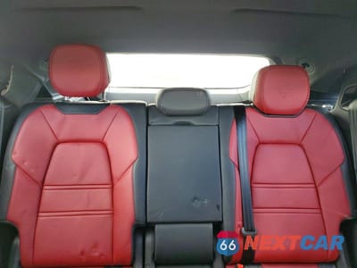 Zdjęcie 10 z 14 samochodu: 2025 PORSCHE CAYENNE COUPE VIN:WP1BA2AY6SDA33035 - miniatura