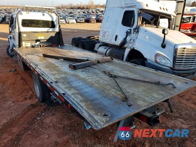 Trzecie zdjęcie samochodu z tyłu: 2018 FREIGHTLINER BUSINESS CLASS M2 ROLLBACK TRUCK VIN:3ALACXFE0JDJX3814 - miniatura