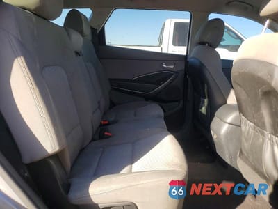 Zdjęcie 11 z 12 samochodu: 2017 HYUNDAI SANTA FE SE VIN:KM8SM4HF5HU228802 - miniatura