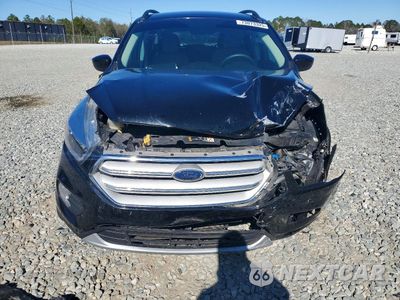 Piąte zdjęcie samochodu w środku: 2018 FORD ESCAPE SE VIN:1FMCU0GD4JUC57369 - miniatura