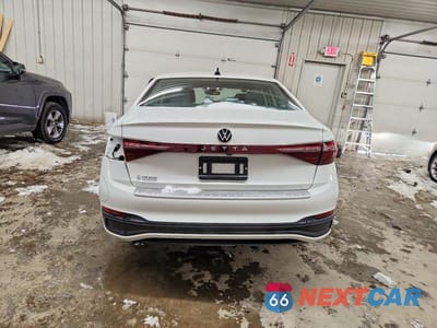 Zdjęcie 6 z 11 samochodu: 2025 VOLKSWAGEN JETTA S VIN:3VW5X7BU6SM081187 - miniatura