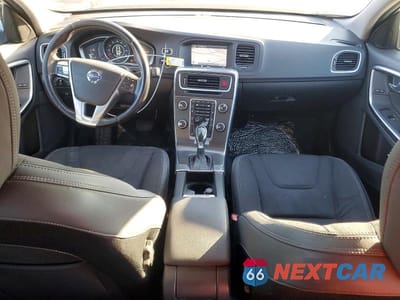 Zdjęcie 8 z 11 samochodu: 2014 VOLVO S60 T5 VIN:YV1612FS9E2294614 - miniatura