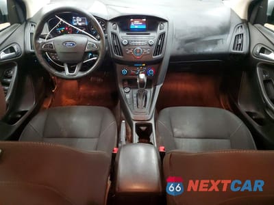 Zdjęcie 8 z 11 samochodu: 2016 FORD FOCUS SE VIN:1FADP3F21GL267377 - miniatura