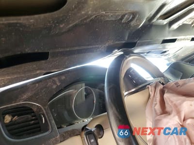 Zdjęcie 9 z 11 samochodu: 2015 VOLVO S60 PLATINUM VIN:YV126MFM7F1352630 - miniatura