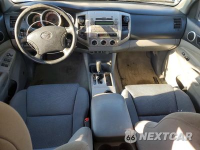 Zdjęcie 8 z 13 samochodu: 2011 TOYOTA TACOMA DOUBLE CAB LONG BED VIN:3TMMU4FN9BM037855 - miniatura