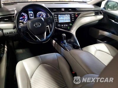 Zdjęcie 8 z 12 samochodu: 2019 TOYOTA CAMRY L VIN:4T1B11HK3KU703763 - miniatura