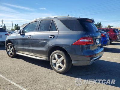 Drugie zdjęcie samochodu z przodu: 2013 MERCEDES-BENZ ML 550 4MATIC VIN:4JGDA7DB6DA262877 - miniatura