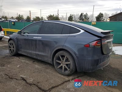 Drugie zdjęcie samochodu z przodu: 2018 TESLA MODEL X VIN:5YJXCBE23JF104447 - miniatura