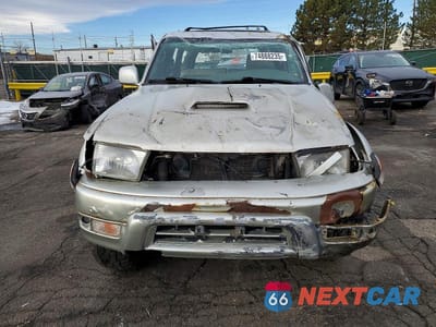 Piąte zdjęcie samochodu w środku: 2001 TOYOTA 4RUNNER SR5 VIN:JT3HN86R910337443 - miniatura