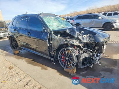 Czwarte zdjęcie samochodu z boku: 2024 BMW X5 XDRIVE50E VIN:5UX43EU03R9S60013 - miniatura