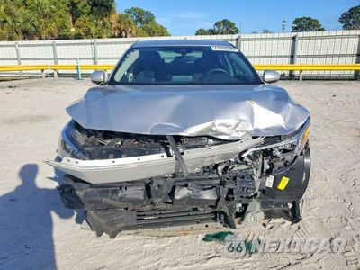 Piąte zdjęcie samochodu w środku: 2022 NISSAN SENTRA SV VIN:3N1AB8CV0NY286355 - miniatura