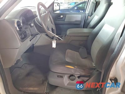 Zdjęcie 7 z 13 samochodu: 2005 FORD EXPEDITION XLT VIN:1FMFU15595LA05398 - miniatura