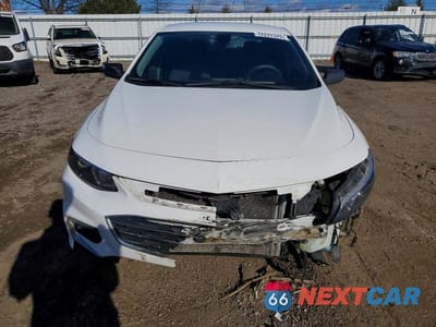 Piąte zdjęcie samochodu w środku: 2018 CHEVROLET MALIBU LT VIN:1G1ZD5ST9JF137025 - miniatura