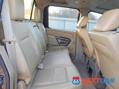 Zdjęcie 10 z 12 samochodu: 2015 NISS TITAN SL VIN:1N6BA0EC6FN505140 - miniatura