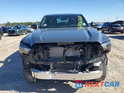 Piąte zdjęcie samochodu w środku: 2024 TOYOTA TACOMA DOUBLE CAB VIN:3TYKD5HN9RT009028 - miniatura