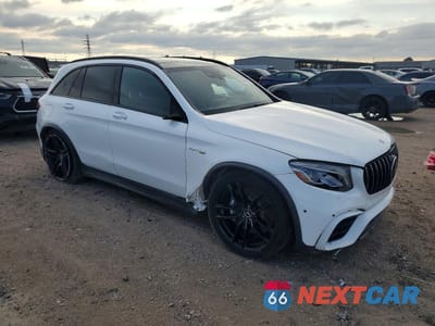 Czwarte zdjęcie samochodu z boku: 2019 MERCEDES-BENZ GLC 63 4MATIC AMG VIN:WDC0G8JB3KF497646 - miniatura