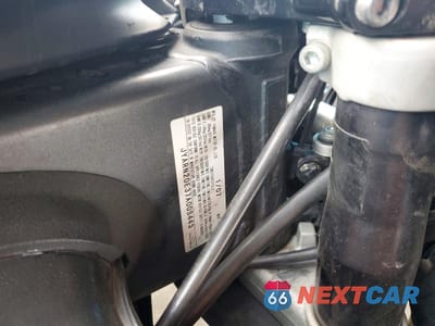 Zdjęcie 9 z 10 samochodu: 2007 YAMAHA YZFR1 VIN:JYARN20E37A003443 - miniatura