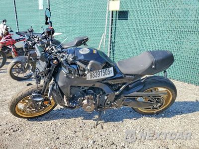 Trzecie zdjęcie samochodu z tyłu: 2025 YAMAHA MTM890 VIN:JYARN96EXSA000919 - miniatura