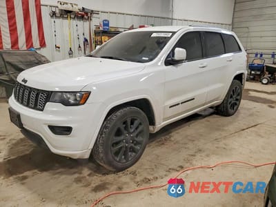 2018 JEEP GRAND CHEROKEE LAREDO 1C4RJFAG7JC103709 - główne zdjęcie licytacji z USA - miniatura