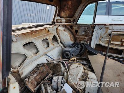 Zdjęcie 10 z 11 samochodu: 1960 FORD THUNDERBIR VIN:DY71J113054X - miniatura