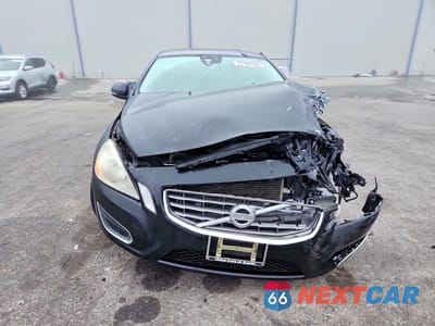 Piąte zdjęcie samochodu w środku: 2012 VOLVO S60 T5 VIN:YV1622FSXC2131223 - miniatura