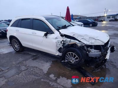 Czwarte zdjęcie samochodu z boku: 2022 MERCEDES-BENZ GLC 300 VIN:W1N0G8DB1NV392883 - miniatura