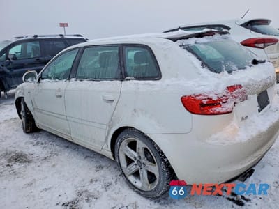 Drugie zdjęcie samochodu z przodu: 2010 AUDI A3 PREMIUM VIN:WAUDFCFM4AA097627 - miniatura