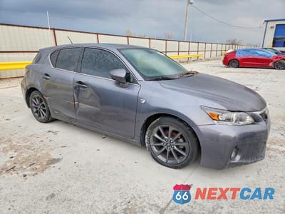 Czwarte zdjęcie samochodu z boku: 2013 LEXUS CT 200 H VIN:JTHKD5BHXD2156570 - miniatura