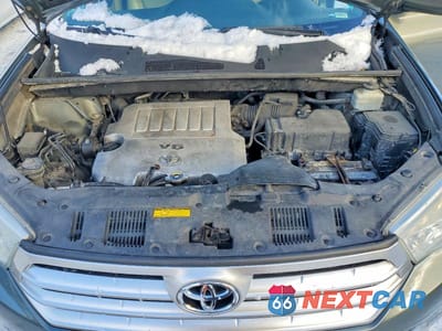 Zdjęcie 12 z 12 samochodu: 2012 TOYOTA HIGHLANDER VIN:5TDBK3EH4CS145451 - miniatura