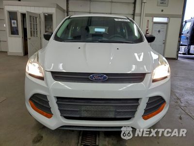 Piąte zdjęcie samochodu w środku: 2015 FORD ESCAPE S VIN:1FMCU0F7XFUA92219 - miniatura