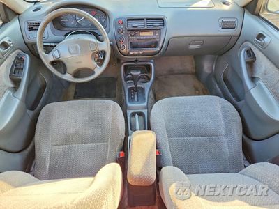Zdjęcie 8 z 12 samochodu: 2000 HONDA CIVIC LX VIN:2HGEJ6676YH561516 - miniatura