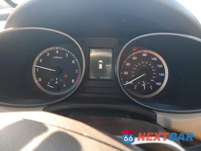 Zdjęcie 9 z 12 samochodu: 2017 HYUNDAI SANTA FE SPORT VIN:5NMZUDLB7HH028762 - miniatura