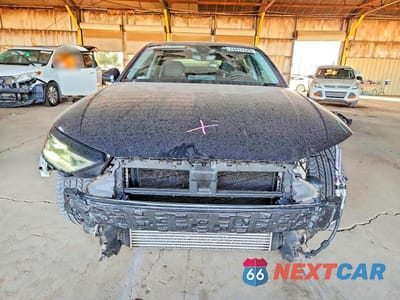 Piąte zdjęcie samochodu w środku: 2022 AUDI A4 PREMIUM 40 VIN:WAUABAF4XNN003347 - miniatura