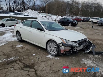 Czwarte zdjęcie samochodu z boku: 2021 NISSAN ALTIMA 2.5 S VIN:1N4BL4BV2MN356349 - miniatura